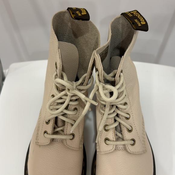 Dr.Marten 1460 smooth leather boots - Picture 4 of 6